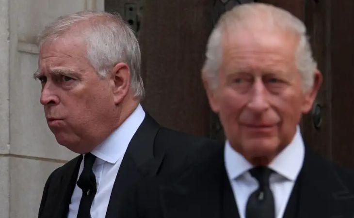 El príncipe británico Andrés renuncia a su título real