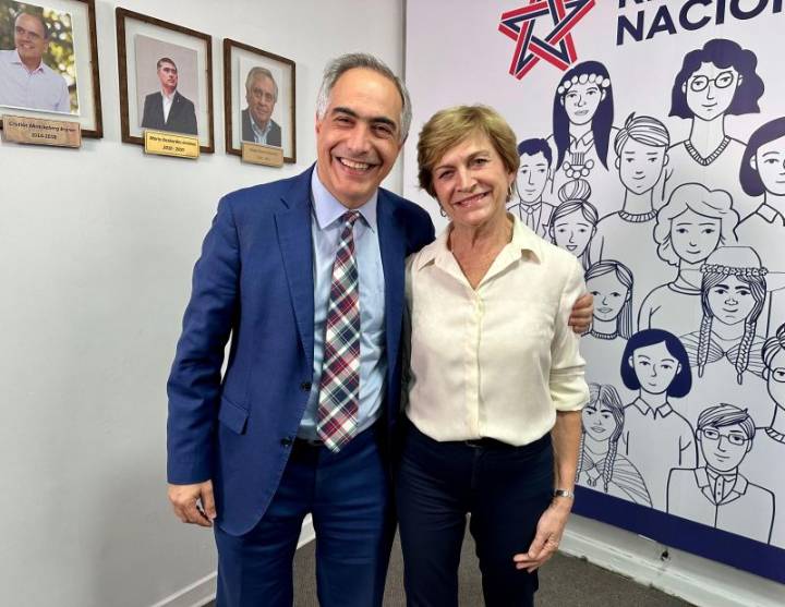 Senador Chahuán afirma que sólo Evelyn Matthei puede vencer a los "proyectos refundacionales" de Jara y Kast