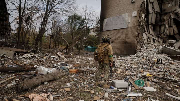 Russian strikes hit Kharkiv hospital ahead of Zelenskyy