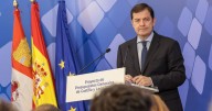 El mensaje de conciliación de Mañueco frente al «ruido de la política» en tiempos de Sánchez