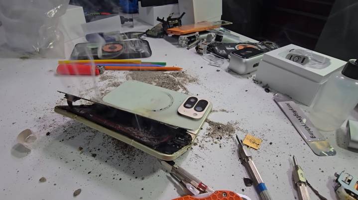 Pixel 10 Pro Fold Battery Explodes In YouTuber’s Durability Test Video, Major Structural Flaw Of Flagship Also Gets Highlighted