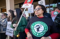 Trabajadores de Starbucks podrían irse a huelga: qué piden