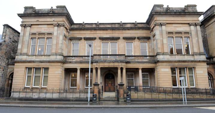 Barrhead thug warned if he "puts a foot wrong" he's going to jail
