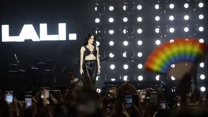 Lali cruzó en su show a Bullrich por la "aberración" que dijo contra el feminismo