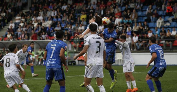 Galería | O Couto disfruta del Ourense CF - Real Madrid Castilla pasado por agua