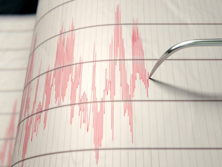 Two strong quakes in the Atlantic Ocean rattle the eastern Caribbean
