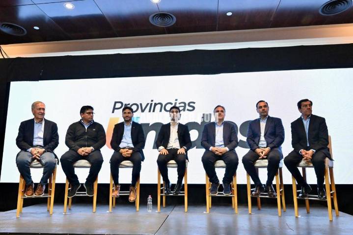 Provincias Unidas se presenta como “lo nuevo y lo distinto” ante el centralismo "insensible" de Milei y “el fracaso kirchnerista”