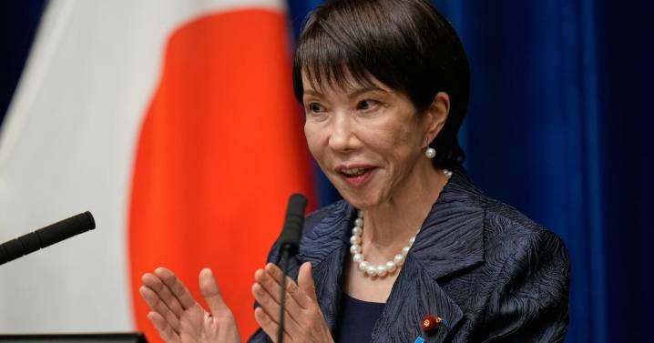 South Korean and Japanese leaders vow to improve ties in face of global uncertainty