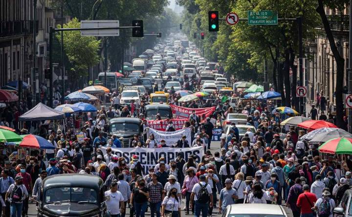 ¿Qué marchas y eventos habrá hoy viernes en CDMX y qué calles evitar?