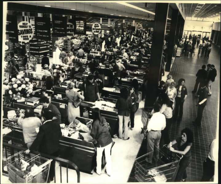 Staten Islanders share memories of borough’s vanished grocers and historic moments