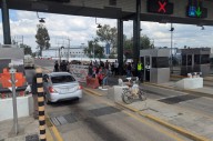 Estudiantes dan paso libre en la caseta de Tepotzotlán