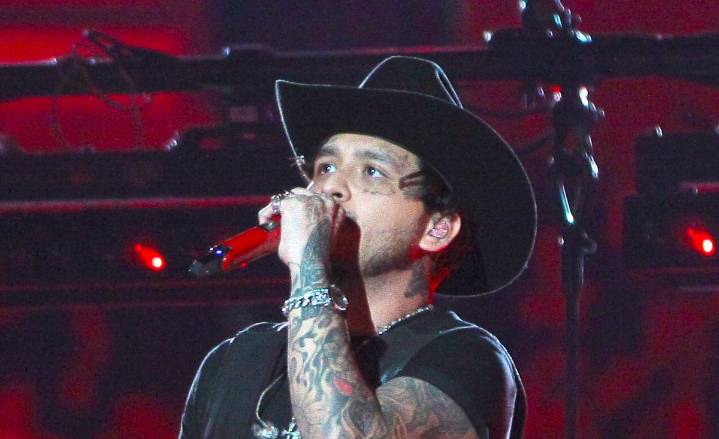 Filtran video de Christian Nodal en aparente estado de ebriedad