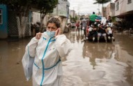 Sube a 76 la cifra de muertos por inundaciones y deslaves en México
