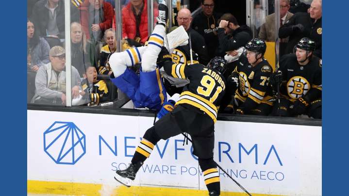 Swayman makes 22 saves, Bruins beat Sabres 3