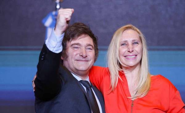 Milei, sobre el triunfo de LLA: "La única que creyó fue Karina"