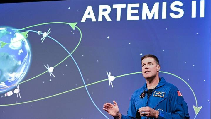 Astronaut Jeremy Hansen fields kids’ queries, 100 days from Artemis 2 launch opening