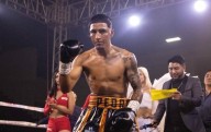 Pedro Castañeda vence a Usiel Belman