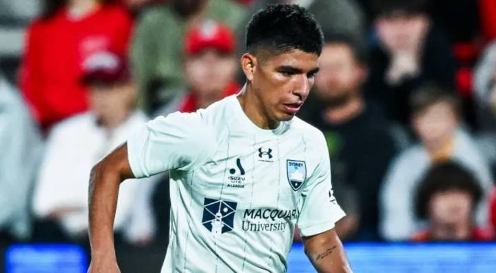 Quispe debutó en la derrota de Sydney por la A League y portal extranjero le dio llamativo puntaje