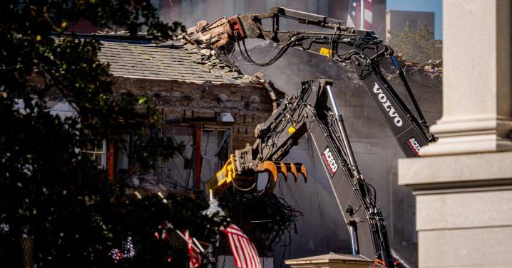 Trump demolishes White House East Wing despite promising to protect it