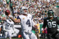 NFL roundup: Broncos knock Eagles from unbeatens with furious comeback