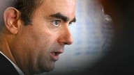 Lecornu propone suspender la reforma de las pensiones en Francia hasta las próximas elecciones presidenciales para evitar la caída de su Gobierno