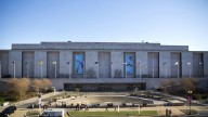 Smithsonian poised to shutter museums Sunday as shutdown showdown persists