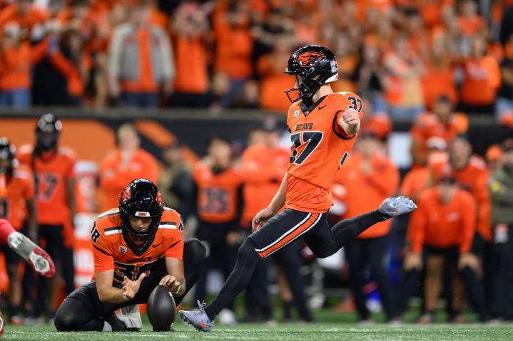 Deadspin | Oregon State AD promises 'immediate changes' due to 0-6 start