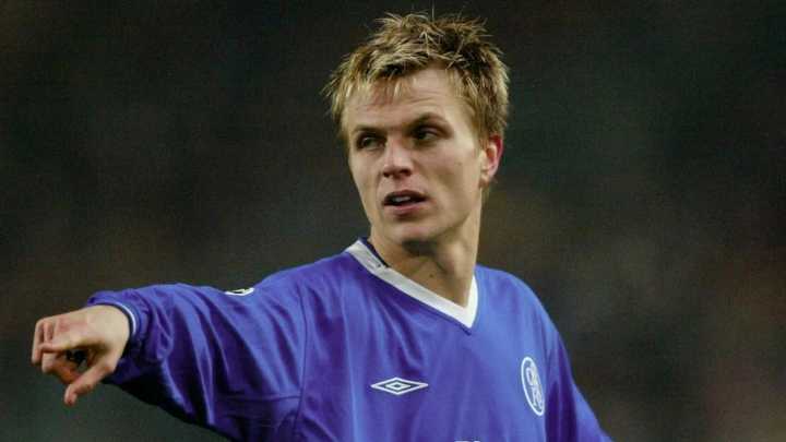 Chelsea cult hero Jesper Gronkjaer leaves behind punditry for shock career change after four