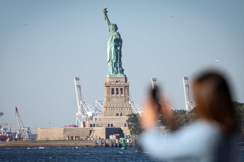 White House freezes funds for Democratic states in shutdown slap