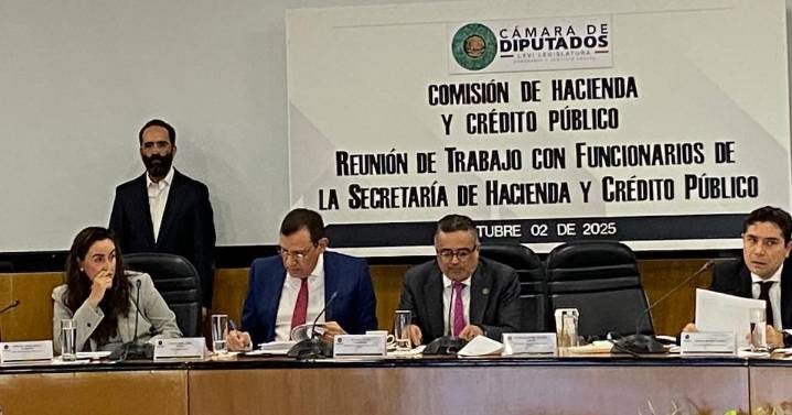 Subsecretaria de Hacienda reconoce aumento de deuda para 2025 y 2026