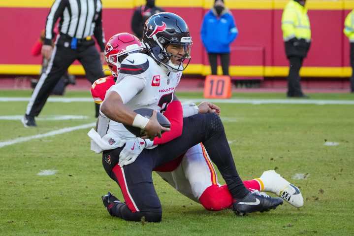 Report: Colts, Chiefs Connected in Latest Blockbuster Trade