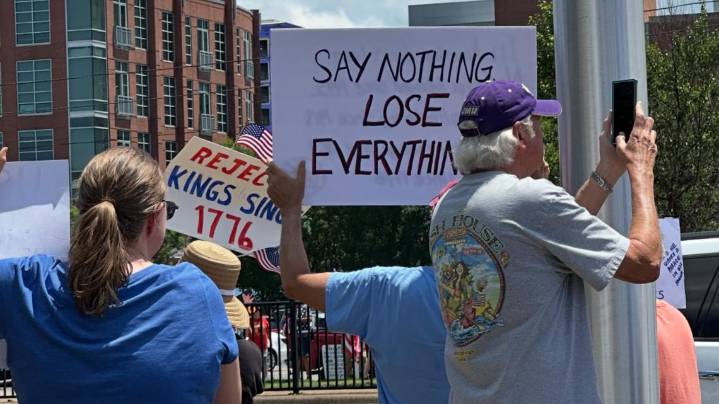 No Kings Protests return to Hampton Roads on October 18