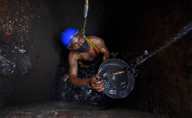 No data, no compensation: Injured sewer workers slip through legi...