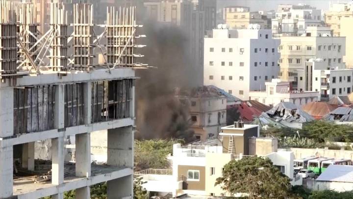 Militants attack major prison in Mogadishu hours after roadblocks lifted