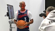Watch Clippers fans’ huge reaction to Chris Paul entering preseason game
