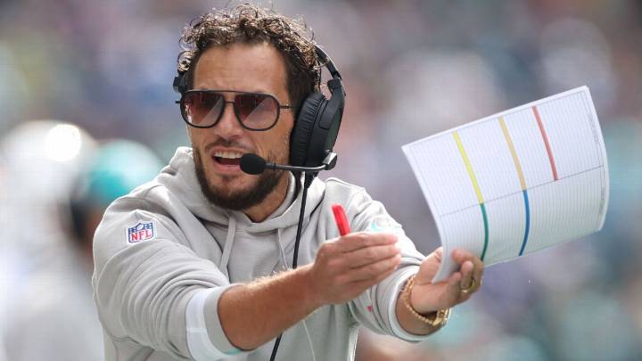 Miami Dolphins FAQ: Why Mike McDaniel is staying and more