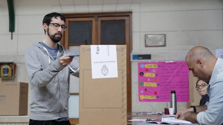 Elecciones legislativas en Argentina: gana partido de Milei ante una baja participación ciudadana