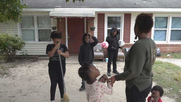 Georgia mother of five worries as federal shutdown threatens critical aid programs