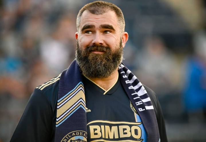 NFL Legend Jason Kelce Makes Mistake in Public Statement Addressing False Accusations Jason Kelce addresses fake quotes, makes small error in clarification, highlighting ongoing issue of viral misinfo
