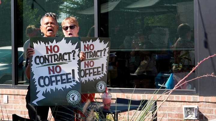 Supporters of Starbucks workers gathered at OKC store over contract