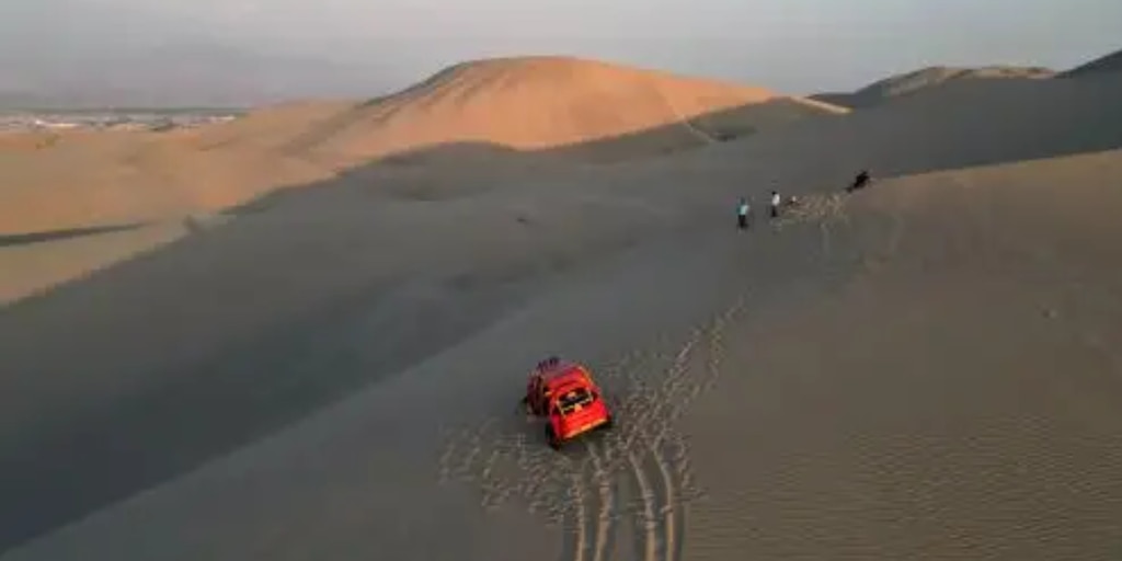 Riesgos en Huacachina: Gobierno instala mesa técnica para ordenar actividad de tubulares y proteger el ecosistema