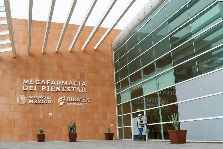 Megafarmacia de AMLO, elefante blanco que ha saqueado al erario público: PAN