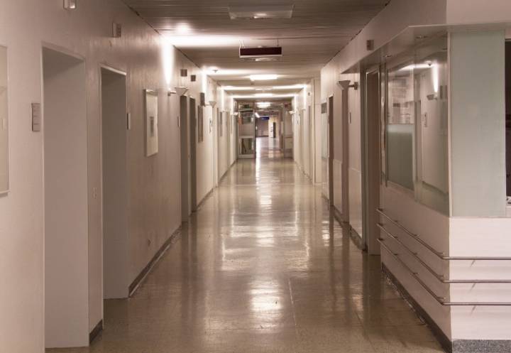 Procuraduría urge soluciones para comunidad indígena desplazada en antiguo hospital de Meta