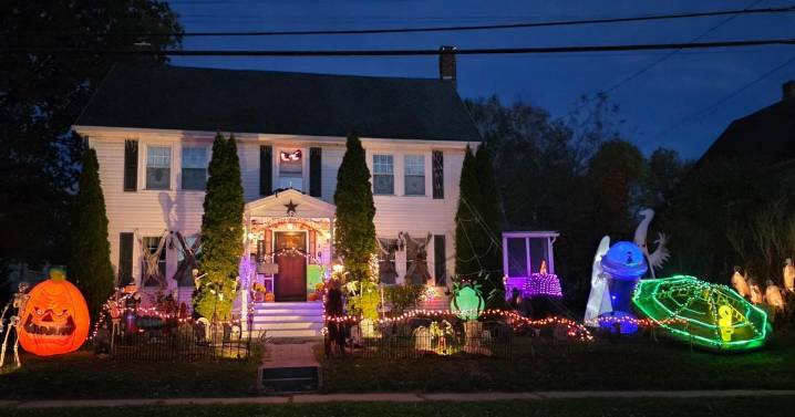 Bellevue Avenue Haunted House scares up fun for a good cause