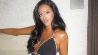 Oriana Sabatini lució su pancita con un increíble look en el casamiento del Peque Schwartzman