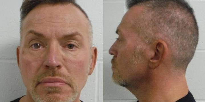 Edwardsville man accused of distributing child pornography