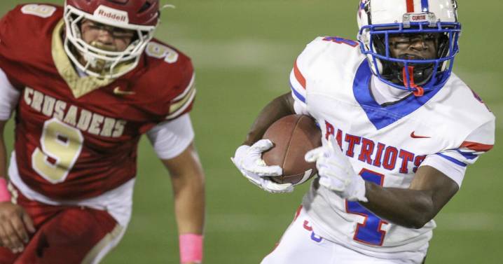 There are two newcomers in the New Orleans area prep football rankings for Week 8