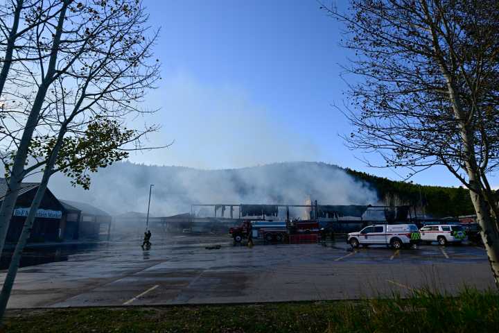 Photos: Fire engulfs Nederland shopping center
