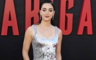 Actuará Melissa Barrera con John Travolta en nuevo thriller
