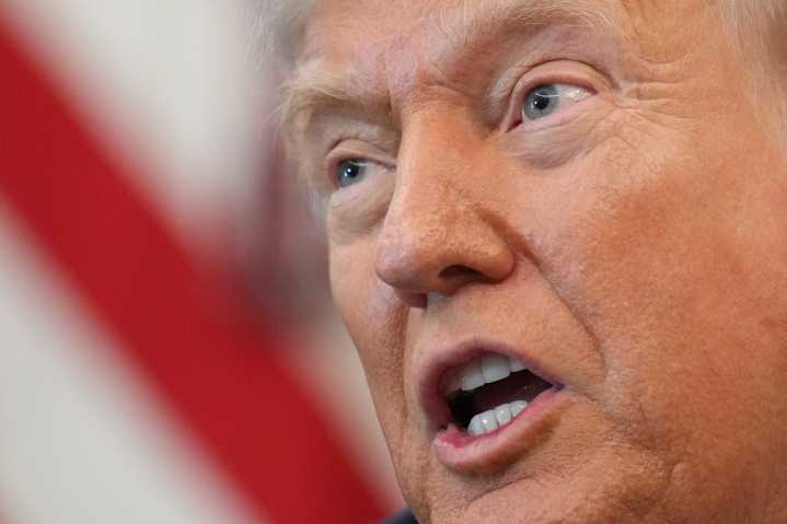 Trump administration threatens no back pay for federal workers in shutdown